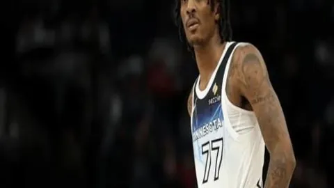 决战四日巅峰，硬碰硬！四天胜VS三天胜，强矛硬对固盾，究竟谁能破阵而出？