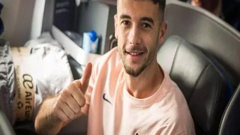 “湖人队连胜佳绩，119-102击败老鹰队”